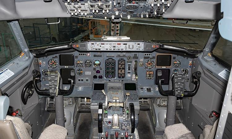 Boeing 737-500