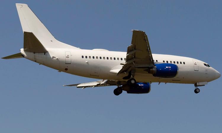 Boeing 737-500