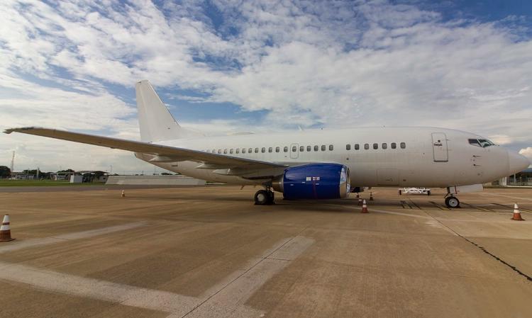Boeing 737-500