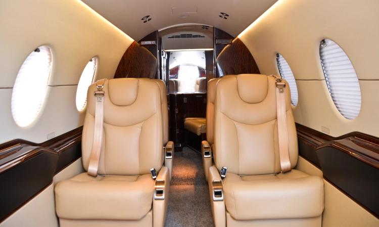 Hawker 400XP