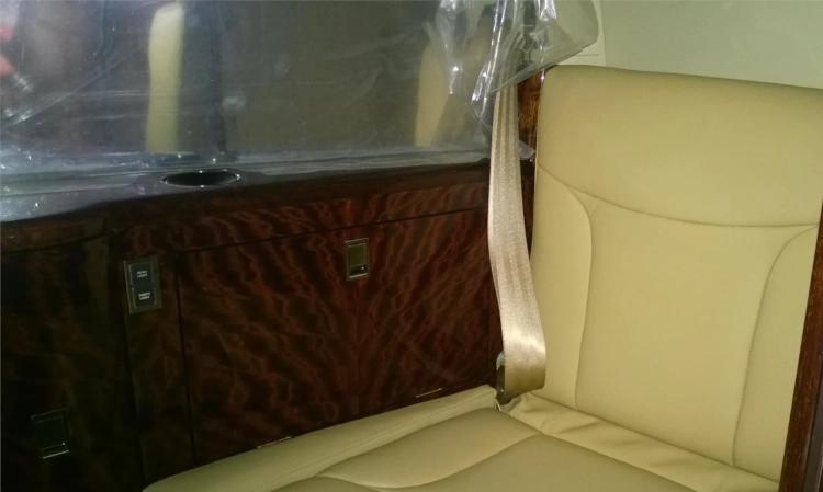 Hawker 400XP