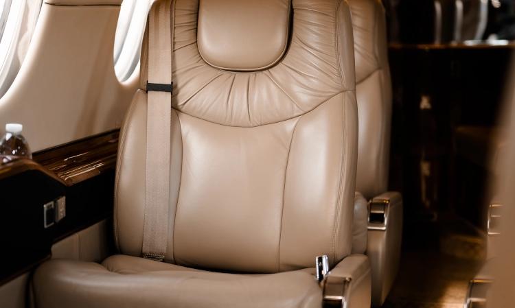 Hawker 400XP
