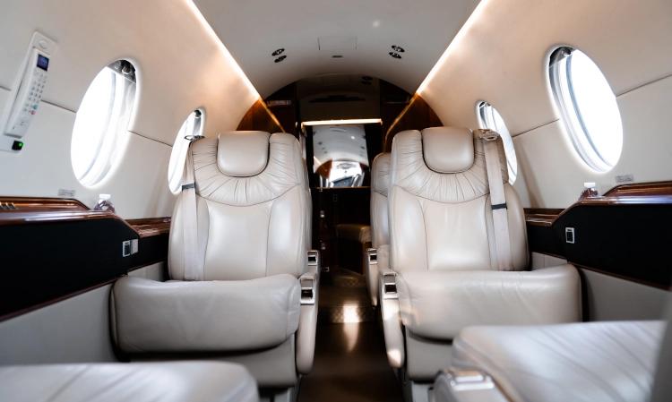 Hawker 400XP