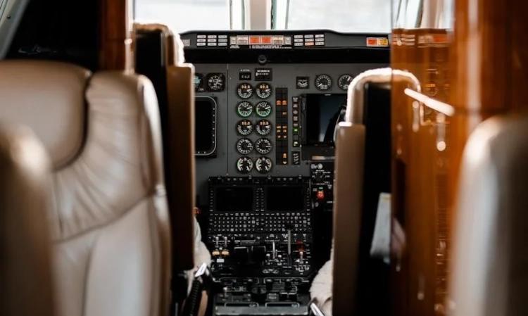 Hawker 400XP