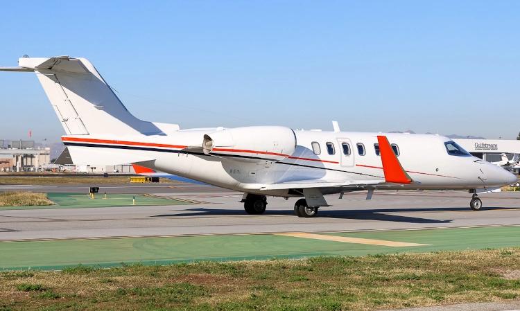 Learjet 40XR
