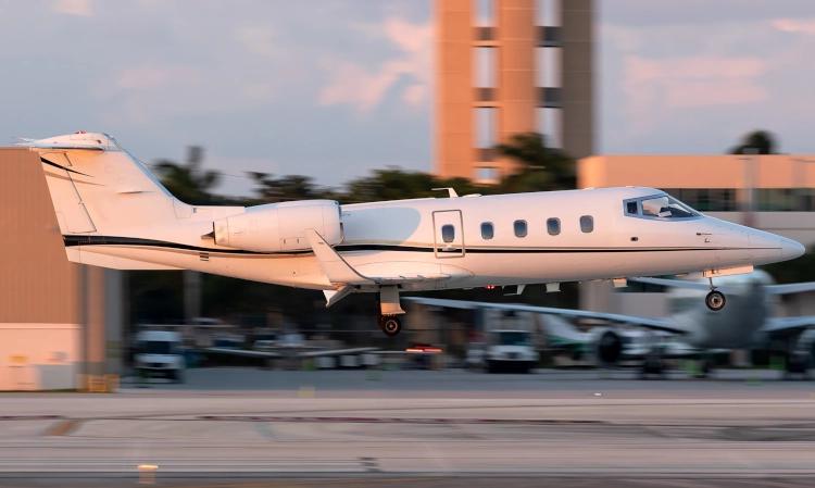 Learjet 55