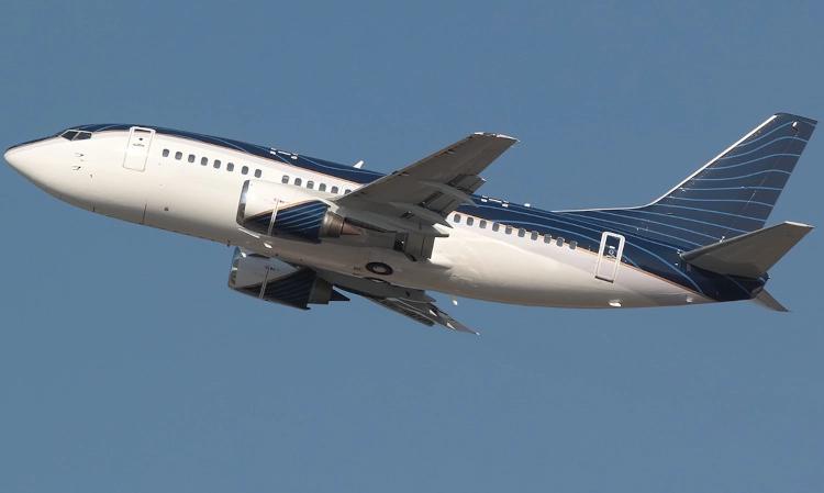 Boeing 737-500