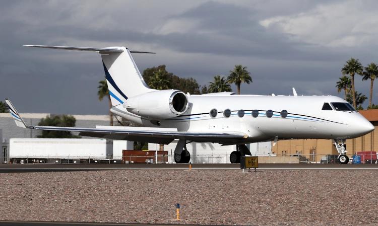 Gulfstream IV