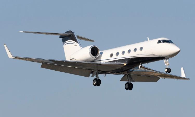 Gulfstream IV