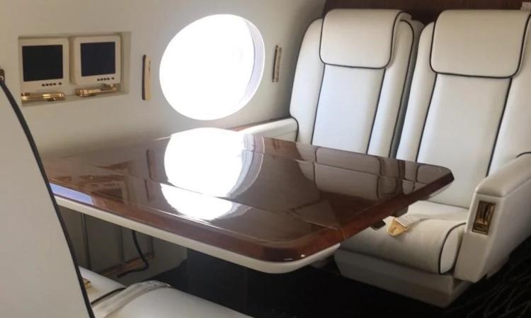 Gulfstream IV