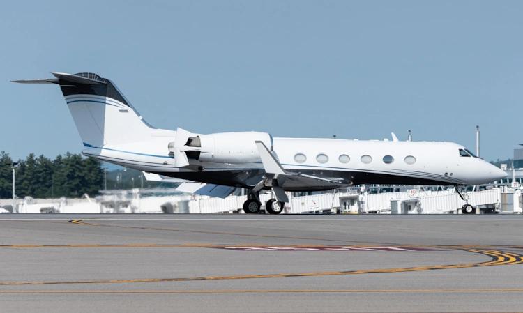 Gulfstream IV