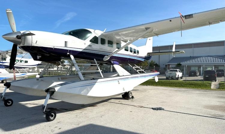 Caravan EX Amphibian