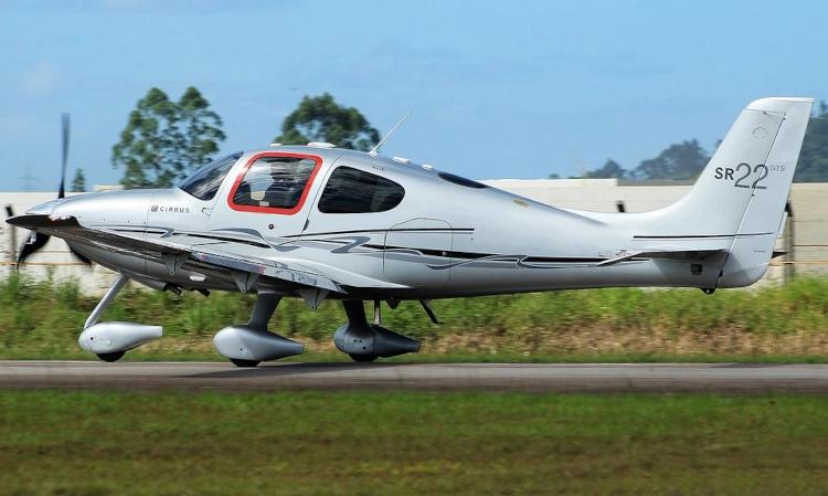 Cirrus SR22