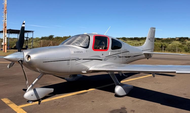 Cirrus SR22