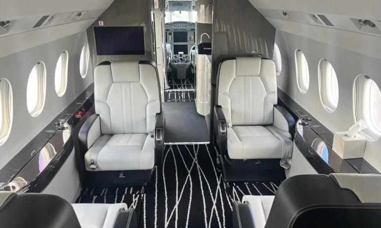 Falcon 2000LXS