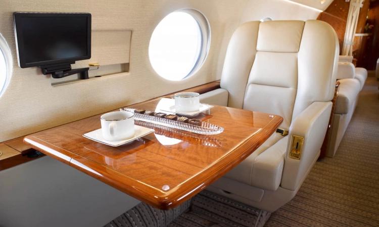 Gulfstream G550