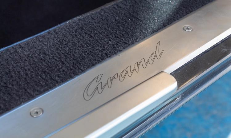 Agusta Grand