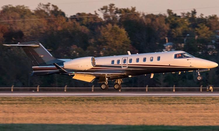 Learjet 75