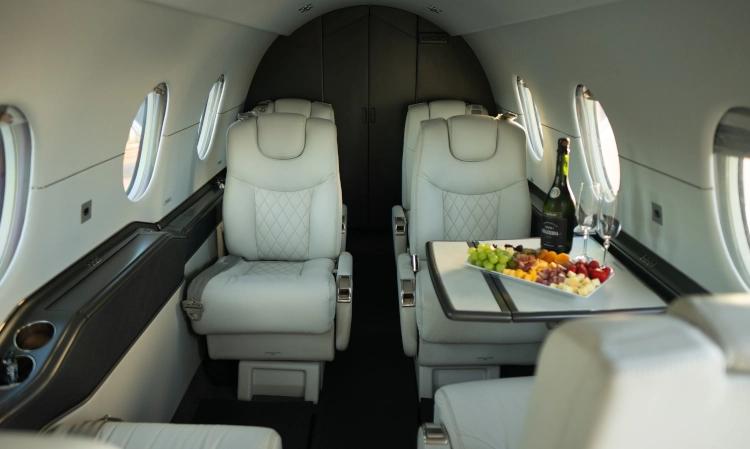 Hawker 400A