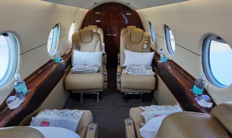 Hawker 400XP