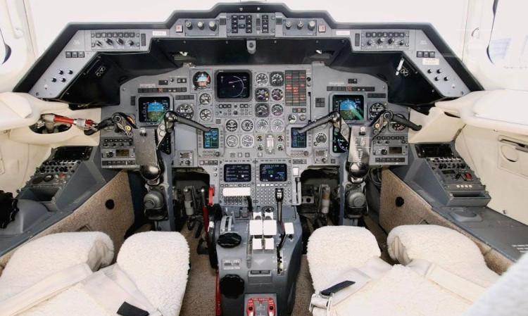 Hawker 1000A