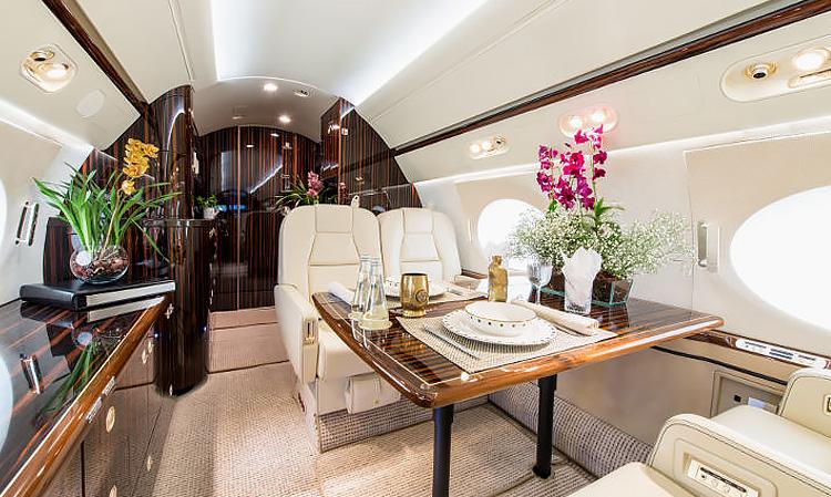 Gulfstream G550