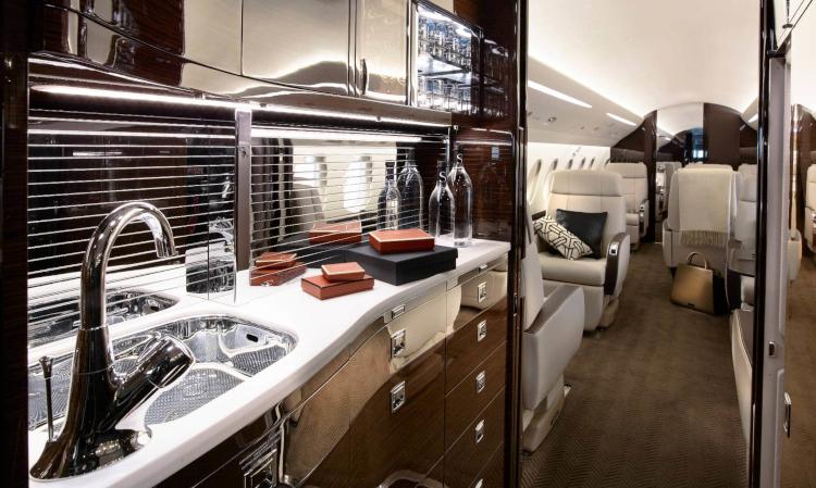 Falcon 2000LX