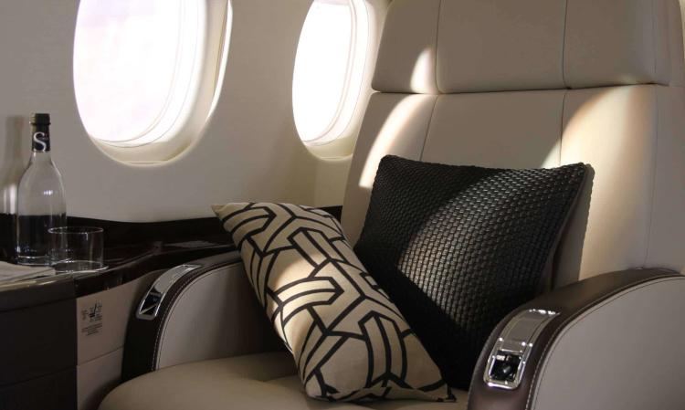 Falcon 2000LX