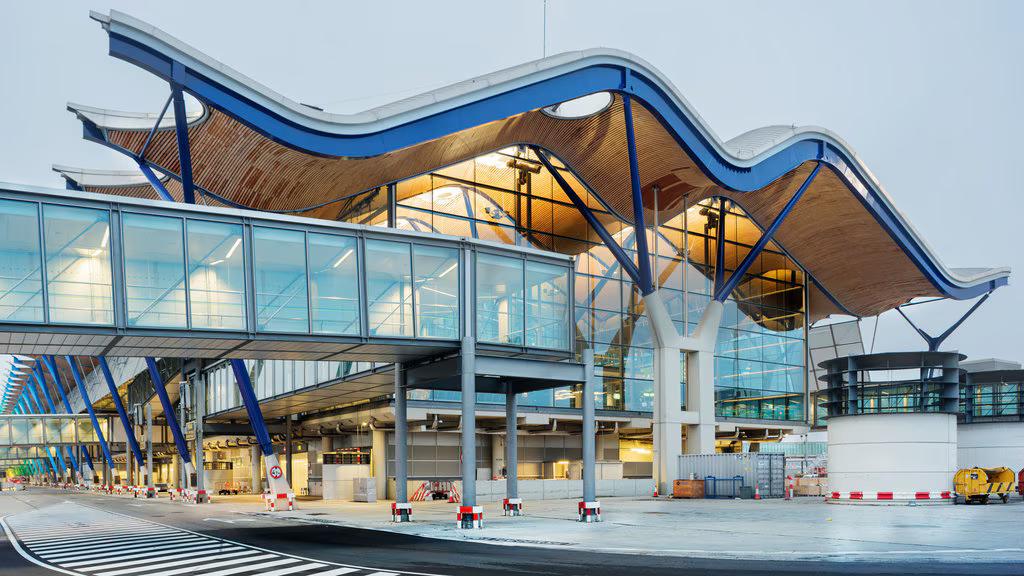 flapper team at toluca airport