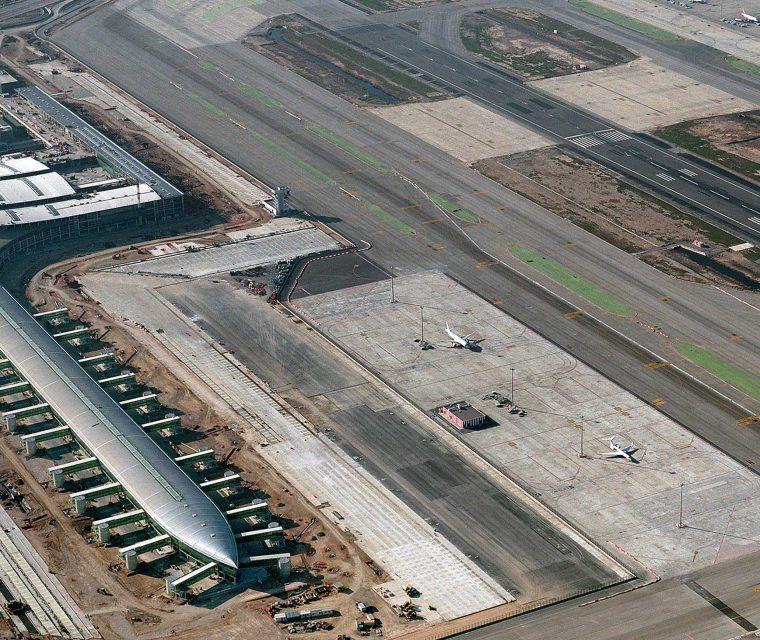 flapper team at toluca airport