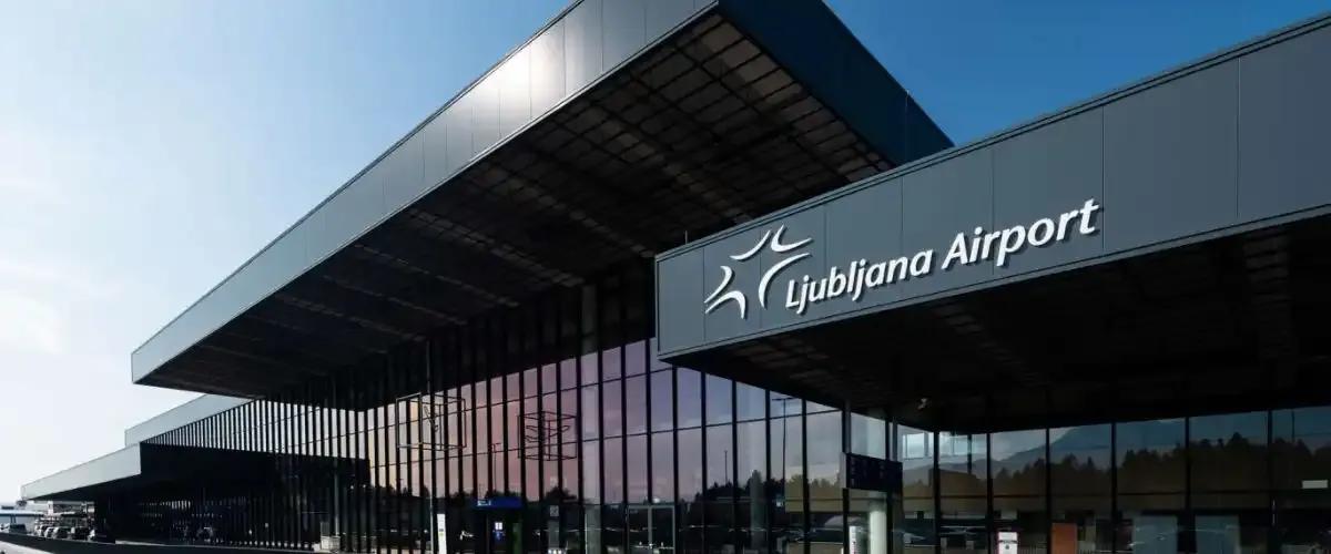 flapper team at toluca airport