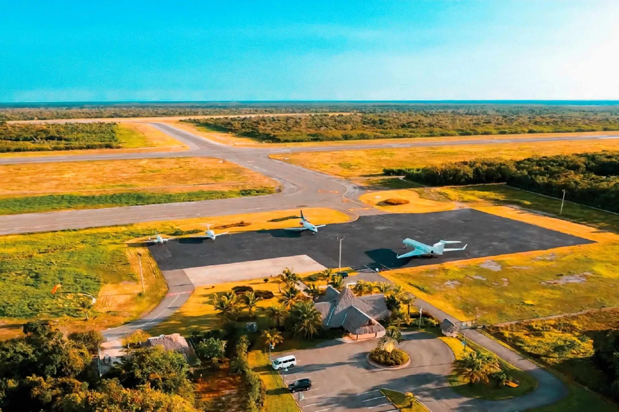 flapper team at toluca airport