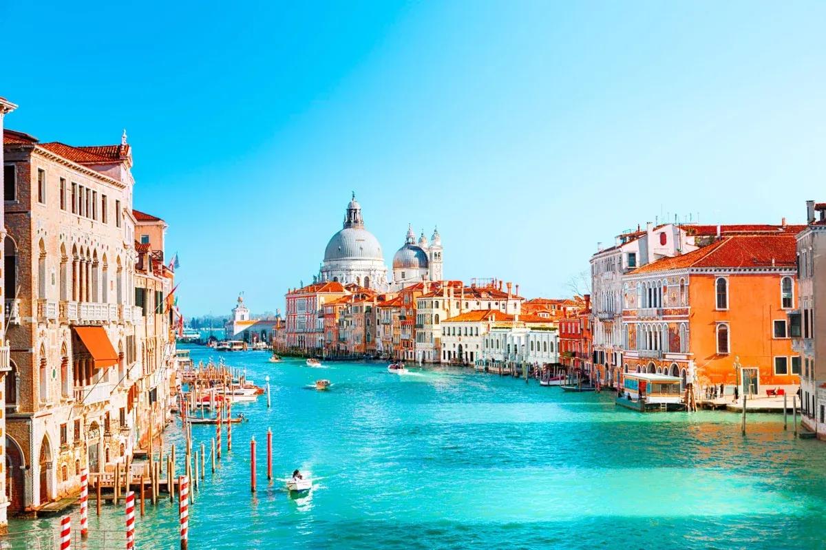 flapper team at toluca airport