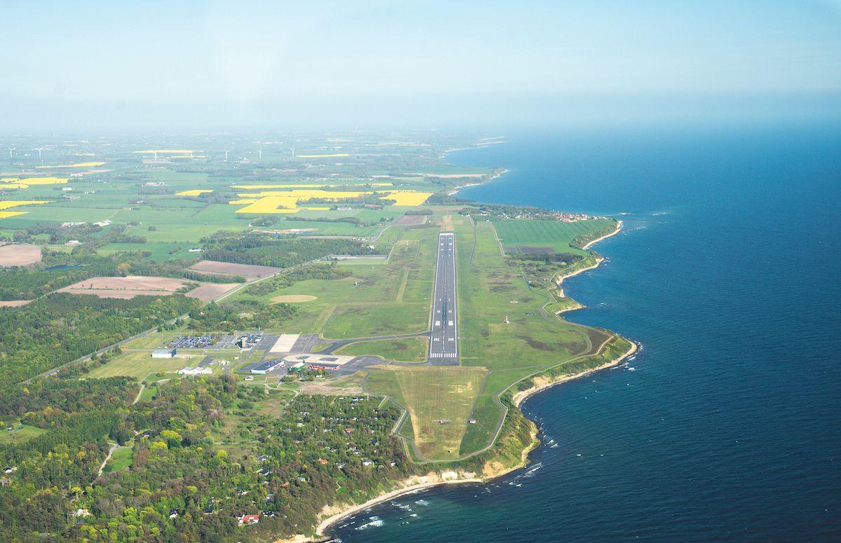 flapper team at toluca airport