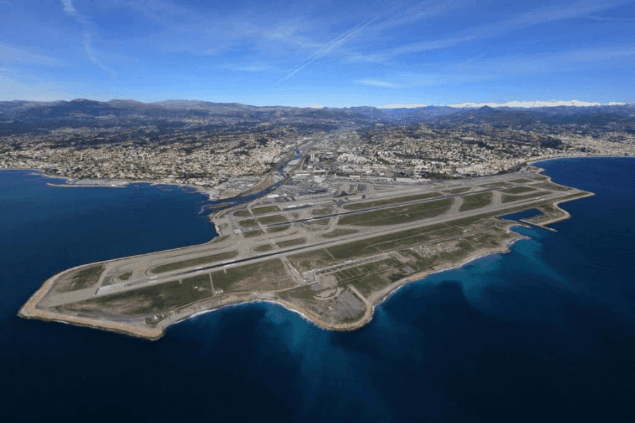 flapper team at toluca airport