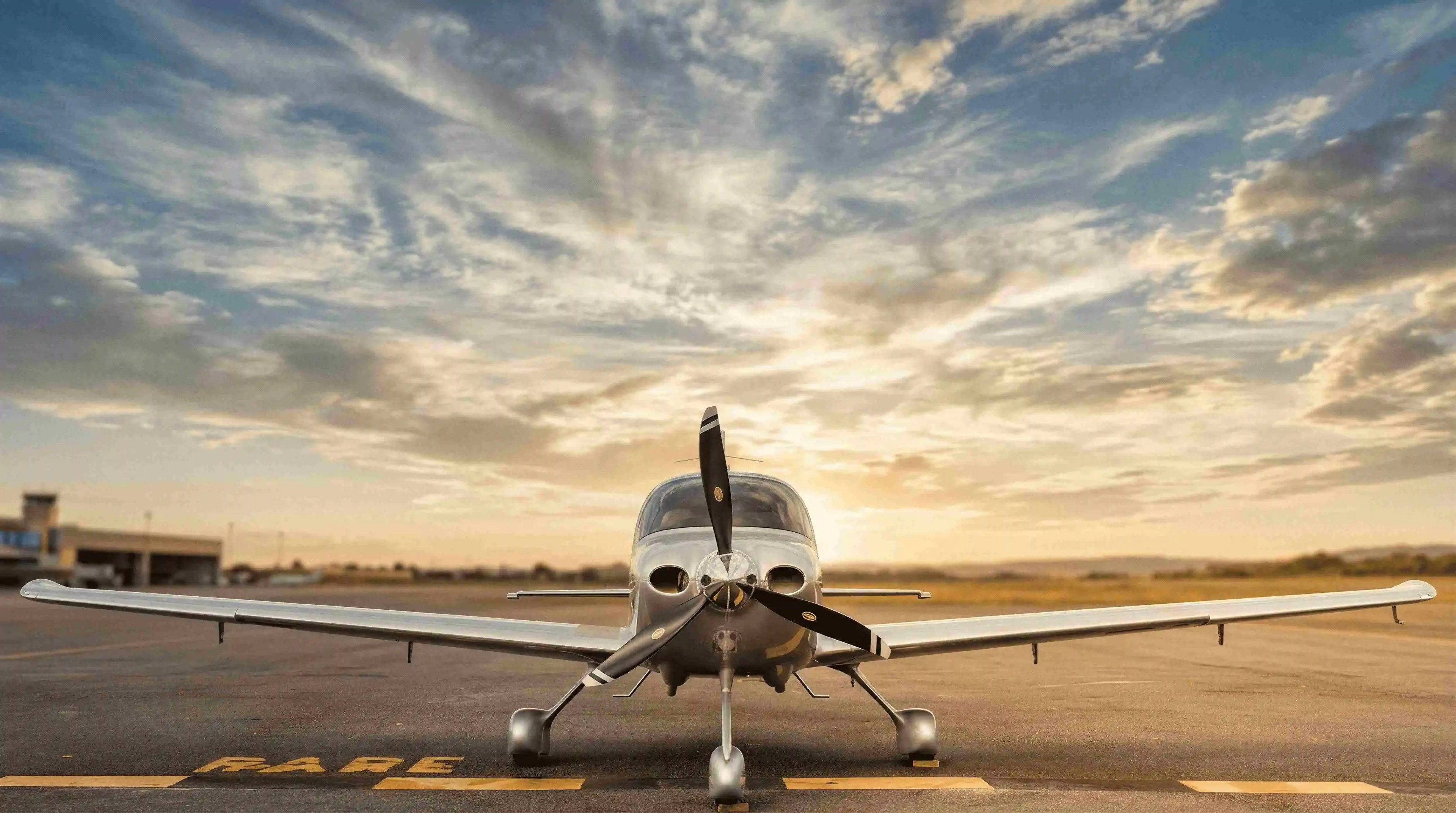 Cotas Exclusivas do Cirrus SR22 GTS