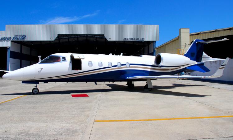 Learjet 60