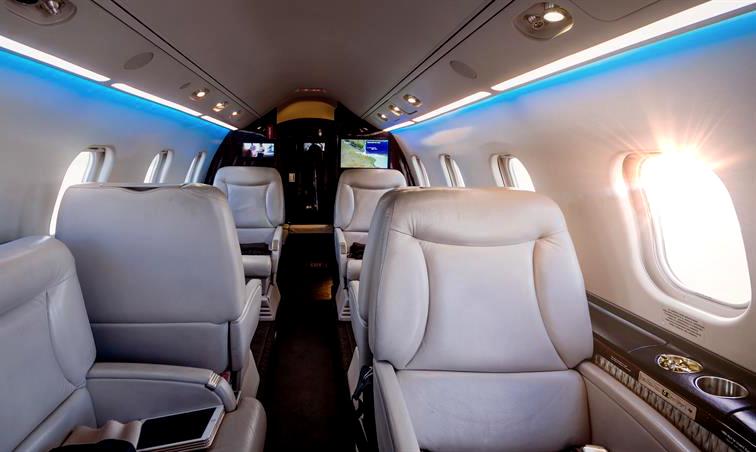 Learjet 60