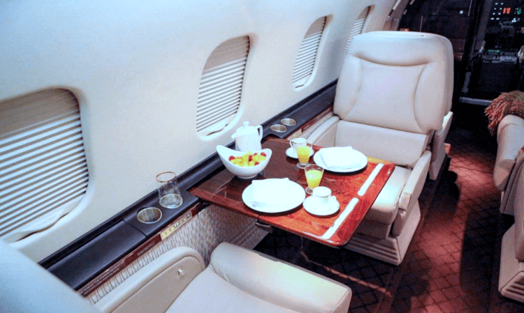 Learjet 60