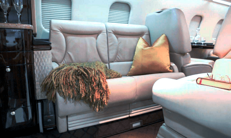 Learjet 60