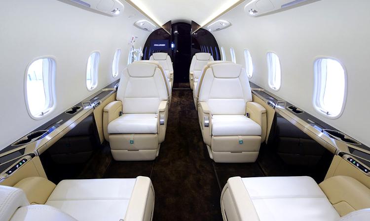 Challenger 350