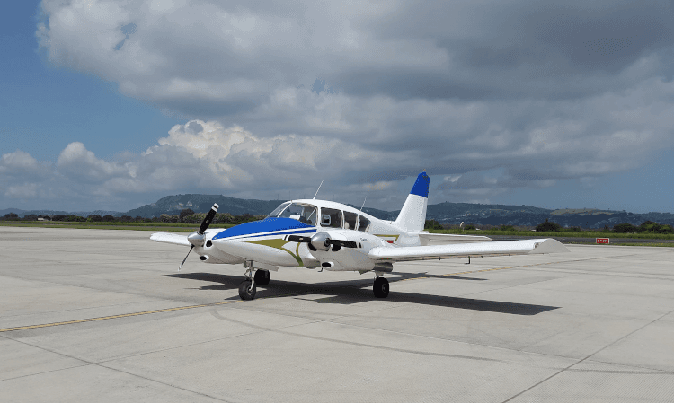 PA-23-250