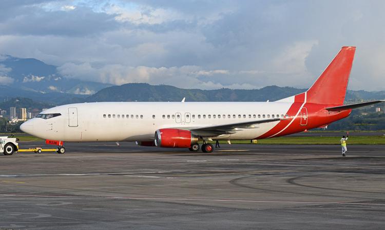 Boeing 737-300